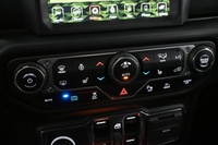 Jeep Wrangler vaihtoauto