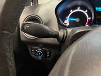 Ford Transit Courier vaihtoauto