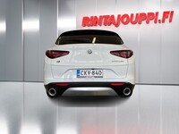 Alfa Romeo Stelvio vaihtoauto