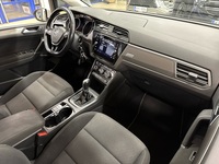 Volkswagen Touran vaihtoauto