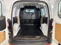 Ford Transit Courier vaihtoauto
