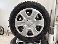 Ford Transit Courier vaihtoauto