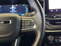 Jeep Compass vaihtoauto