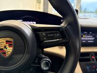 Porsche Taycan vaihtoauto