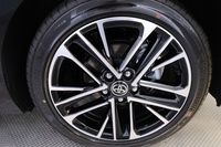 Toyota Camry vaihtoauto