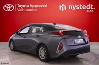 Toyota Prius Plug-in vaihtoauto