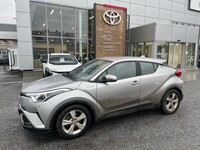 Toyota C-HR vaihtoauto