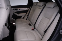 Jaguar F-PACE vaihtoauto