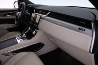 Jaguar F-PACE vaihtoauto