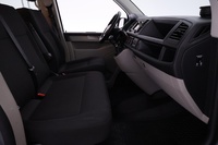 Volkswagen Caravelle vaihtoauto