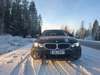 BMW 330 vaihtoauto