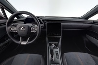 Lexus LBX vaihtoauto