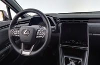 Lexus LBX vaihtoauto