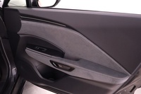 Lexus LBX vaihtoauto