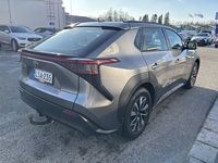 Toyota bZ4X vaihtoauto