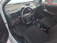 Toyota iQ vaihtoauto