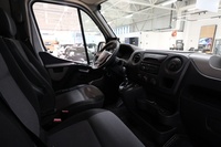 Nissan NV400 vaihtoauto