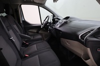 Ford Tourneo Custom vaihtoauto