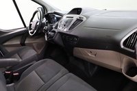 Ford Tourneo Custom vaihtoauto
