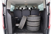 Ford Tourneo Custom vaihtoauto