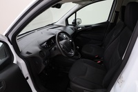 Ford Transit Courier vaihtoauto