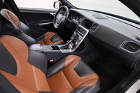 Volvo V60 Cross Country vaihtoauto
