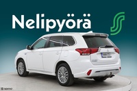 Mitsubishi Outlander PHEV vaihtoauto