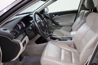 Honda Accord vaihtoauto