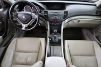 Honda Accord vaihtoauto