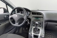 Peugeot 5008 vaihtoauto