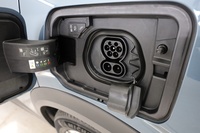 Peugeot E-5008 vaihtoauto