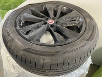 Jaguar F-PACE vaihtoauto