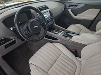 Jaguar F-PACE vaihtoauto