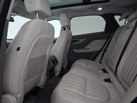 Jaguar F-PACE vaihtoauto