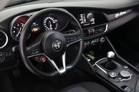 Alfa Romeo Giulia vaihtoauto