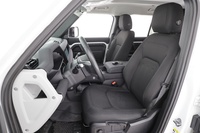 Land Rover Defender vaihtoauto