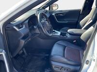 Toyota Prius Plug-in vaihtoauto