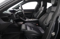 Porsche Taycan vaihtoauto