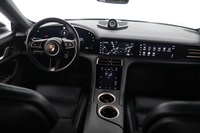 Porsche Taycan vaihtoauto