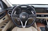 Alfa Romeo Stelvio vaihtoauto
