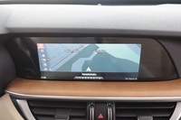 Alfa Romeo Stelvio vaihtoauto