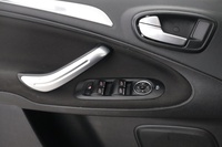 Ford S-MAX vaihtoauto