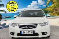 Honda Accord vaihtoauto