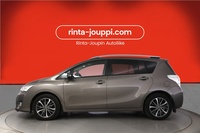 Toyota Verso vaihtoauto