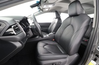 Toyota Camry vaihtoauto