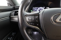 Lexus ES vaihtoauto