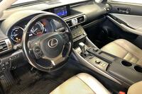 Lexus IS vaihtoauto