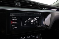 Audi Q8 e-tron vaihtoauto