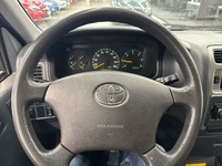 Toyota Hiace vaihtoauto