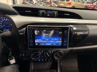 Toyota Hilux vaihtoauto